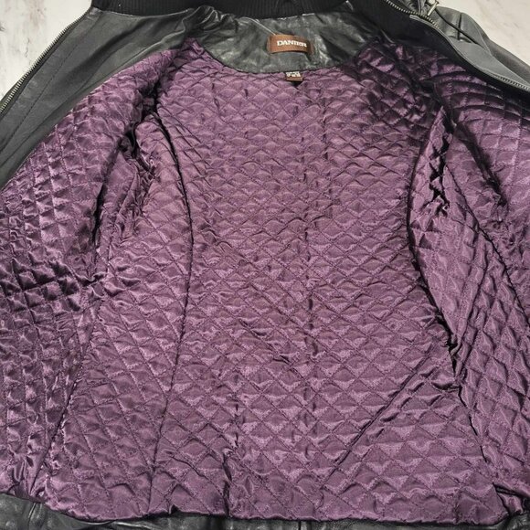 Ladies Leather Jacket - Picture 4 of 14